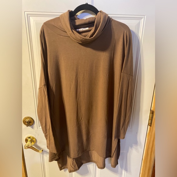 Mary) Zenana Top very stretchy in Brown Size XLarge - Picture 2 of 3